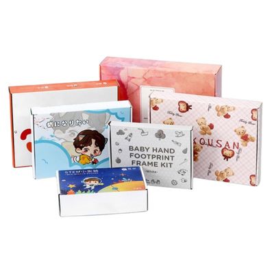 1.5mm Corrugated Paper Personalized Clothing Boxes 250gsm Art Paper