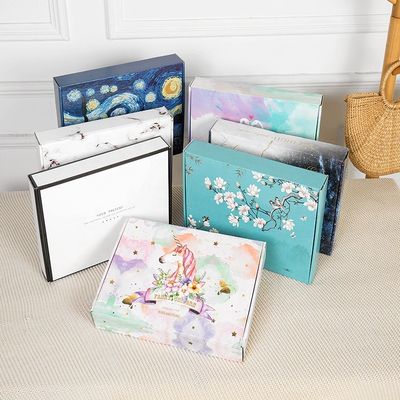 1.5mm Corrugated Paper Personalized Clothing Boxes 250gsm Art Paper